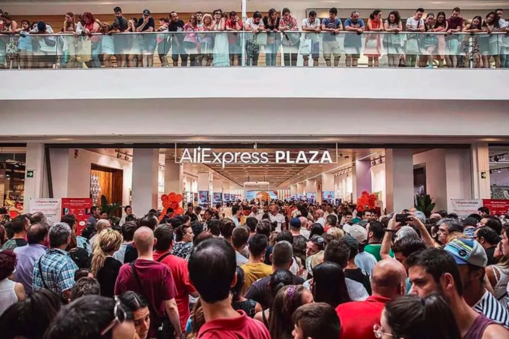 AliExpress 去年8月27日马德里实体店开业盛况