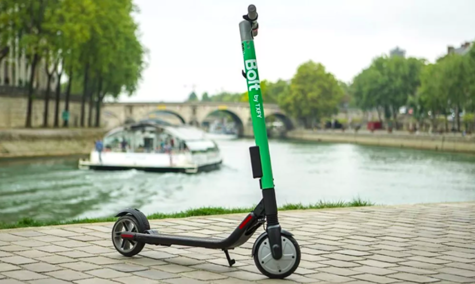 巴黎随处可见的Bolt踏板车